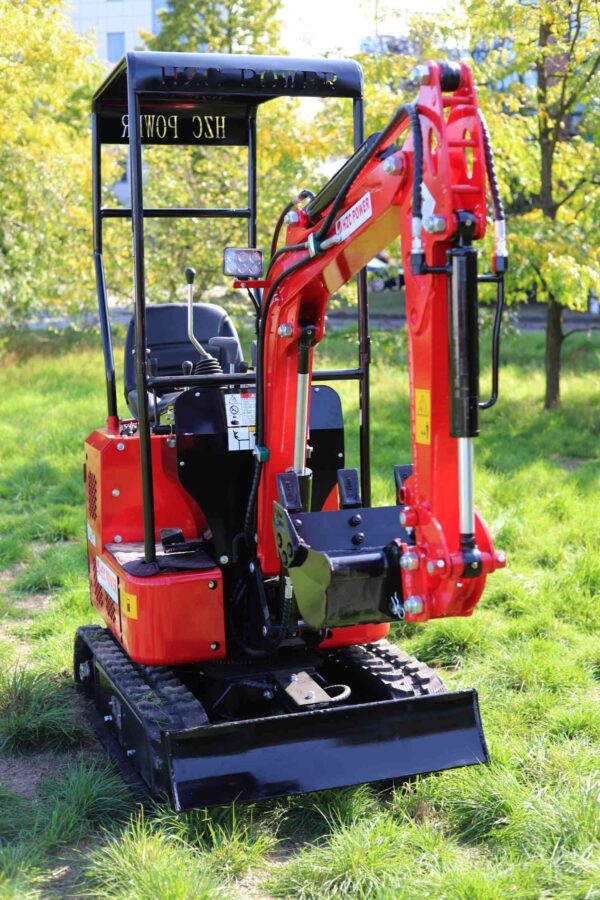 Mini bager dizel DKB881 + 3 dodatna alata!